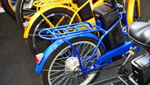 התלקחות אופניים וקורקינטים חשמליים