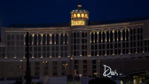 אלמונים חבושים במסיכה פתחו באש במלון בלאס וגאס 