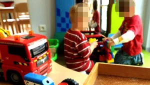 שטפי דם על בת 3 עם תסמונת דאון שחזרה מהגן