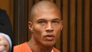 "האסיר היפה בעולם" שוב מסתבך עם השלטונות