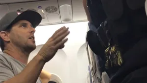 "הזז את הילד - או שתלך לכלא"