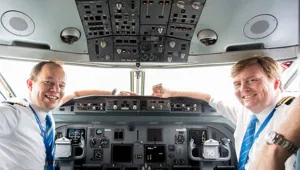 "ישנם כאלו שמזהים את קולי, ייתכן שהטסתי אתכם"