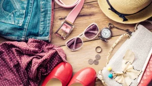 נוסעים לנופש? 10 דברים שחובה לארוז במזוודה