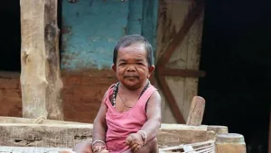 לא תאמינו בן כמה האיש הזה