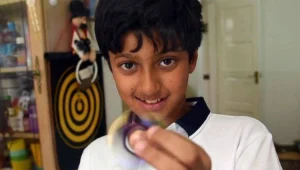 בן 11 עם מנת המשכל הגבוהה בעולם