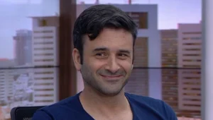 כולם אוהבים את גיא לואל