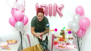  הכלבה אוגי בת 10