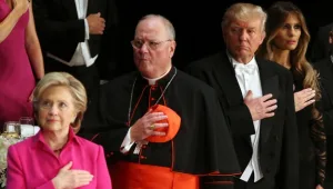 "הובטח מידע מביך על קלינטון"