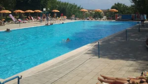 שוטר מואשם שהטריד מינית בת 14