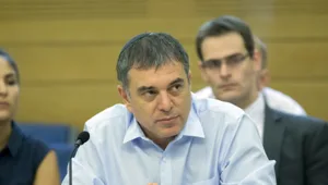 שלמה פילבר הורחק ממשרד התקשורת 