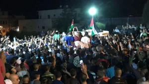  אלפים שקראו קריאות נגד ישראל