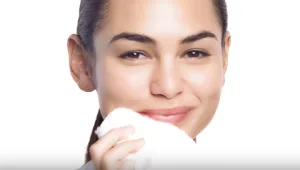 איך להשיג עור פנים בריא וקורן