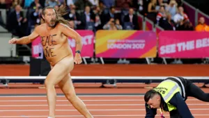 האמת העירומה התפרצה למסלול