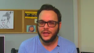 ושלא תעז לקרוא לי אנטישמי, שי גולדן