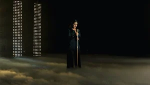 אחת בשביל כולם: נועה קירל מוסקיטרית משתפרת