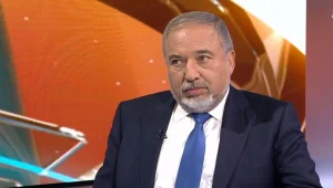 ליברמן: "עדיף להשאיר את פרשת אזריה מאחורינו מהר ככל האפשר"