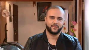 "אתה לא נראה מספיק הומו"