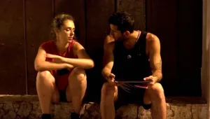 "אני מבין שאת עצבנית אבל בואי נרגע"