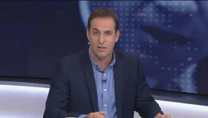 לפני החדשות, עונה 1, פרק 76