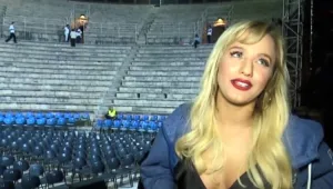 מה באמת קרה בחנות שבה צולמה עדן בן זקן?