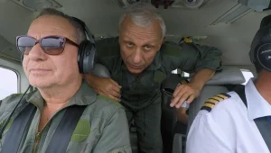זה לא ציפור, זה לא סופרמן: זה בראבא טס בשמי וייטנאם
