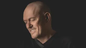 שלומי שבת בסינגל חדש: "יבוא הסוף הטוב"