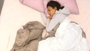 לקראת משימת הגן: הדיירים מתעוררים עם שירו של עוזי חיטמן