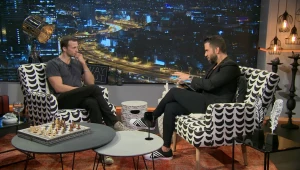 הערב ב"סלבריישן" - מייקל לואיס על המחלה שהתקבלה בחוסר אמון בתעשייה: "אותם אנשים שלקחו אותי לעבודה לפני המקרה לא המשיכו איתי הלאה"