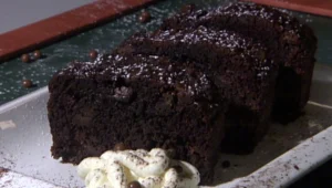 מיקי שמו עושה בית ספר, עונה 2, פרק 6: נופלים ברשת