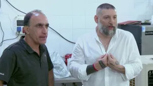 אפילו הבלגן חוגג: כשהמהפכה של אסף הגיעה לאולם אירועים