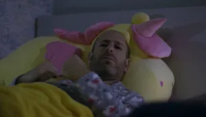 איזה סיפור מספר אבי גבאי לחנוך דאום לפני השינה?