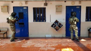 דיווח: התקדמות במו"מ בין שב"ס לאסירים - מכשירי המיסוך יפורקו