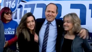 שיטת ברקת: כך פילס הפוליטיקאי העשיר את דרכו לצמרת הליכוד