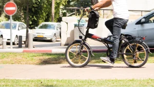 במשרד התחבורה ימליצו: רישום אופניים וקורקינטים חשמליים
