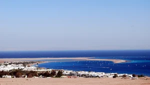 מעבר טאבה נפתח - מאות ישראלים יצאו לנפוש בחופים הקסומים