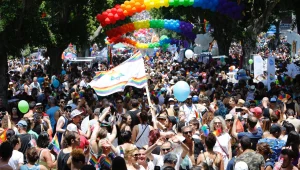 סקר חדשות 13: 40% מהציבור מבינים הורים שדוחים ילדים להט"בים