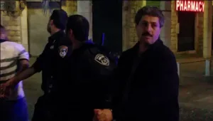 "הפיל אותו לרצפה בעודו אזוק": שוטר מואשם בתקיפת ג'עפר פרח