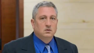 משרד המשפטים: בוחנים בכובד ראש טענות על אופן גביית עדות חפץ