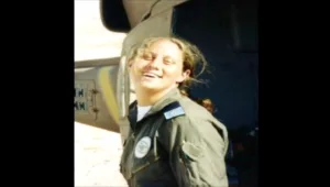 נגעה בשמיים