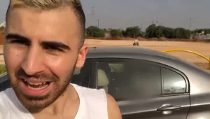 "תופעה מדאיגה": כוכב הרשת שמציג לילדים אתגרים מסוכנים