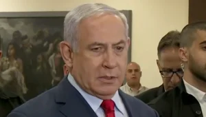 "חולשה פוליטית; מבוי סתום": התקשורת בעולם קוטלת את נתניהו