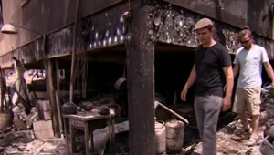 "הכול נלקח ביום אחד": תושבי הבתים שנשרפו מנסים להתחיל מחדש