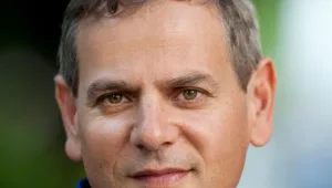 ניצן הורוביץ הודיע: מתמודד על ראשות מרצ