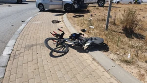 במהלך מרוץ אופניים בדרום: נהג פרץ מחסום ופגע ברוכב