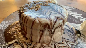 לכבוד יום השוקולד: 3 קינוחים (יותר מדי) מושחתים שחייבים לטעום