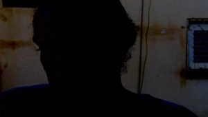 אם נפגעת האונס בת ה-11: "זה קרה בבית נטוש - היא פחדה לספר"