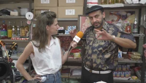 "אני כלבלב טעון געגועים" | מאחורי הקלעים של צילומי העונה החדשה של שנות ה-80