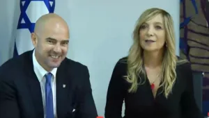 אוחנה בטקס הפרידה מפלמור: "מעולם לא אמרתי את המילה הדחה"