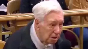 בן 96 שנתפס על מהירות ריגש את השופט - והאישומים בוטלו • צפו