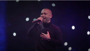 לאחר ההדלפות: עומר אדם משחרר את השיר "מאושרת בלעדיי"